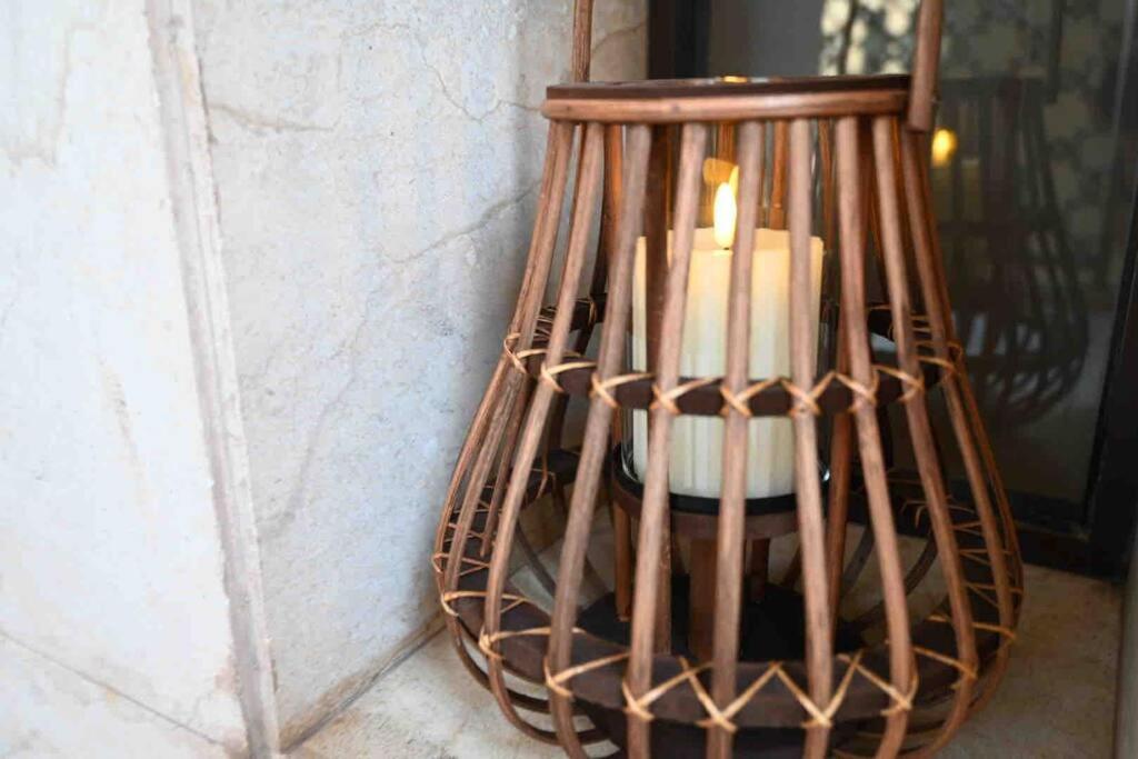 Brand New Furniture . Close To Dubai Mall. エクステリア 写真
