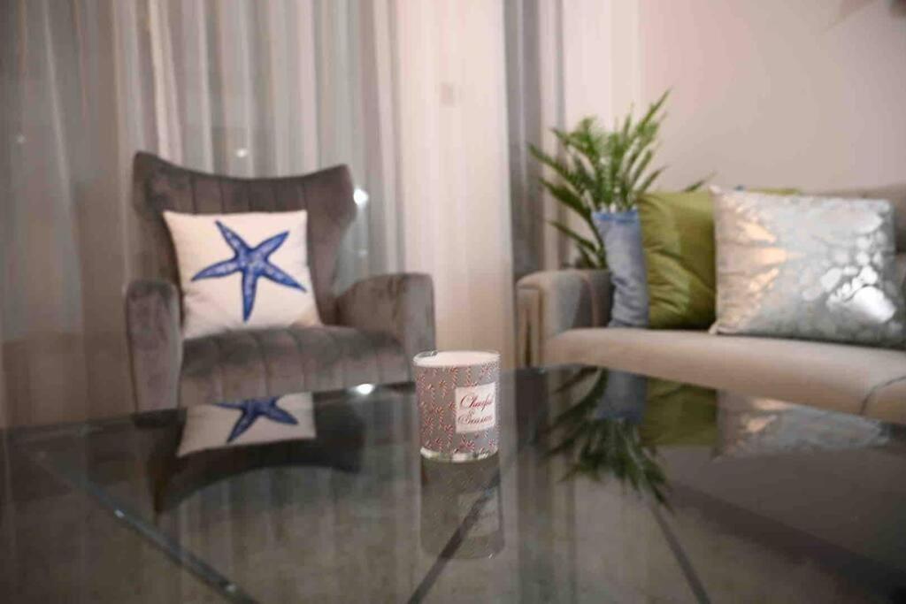 Brand New Furniture . Close To Dubai Mall. エクステリア 写真